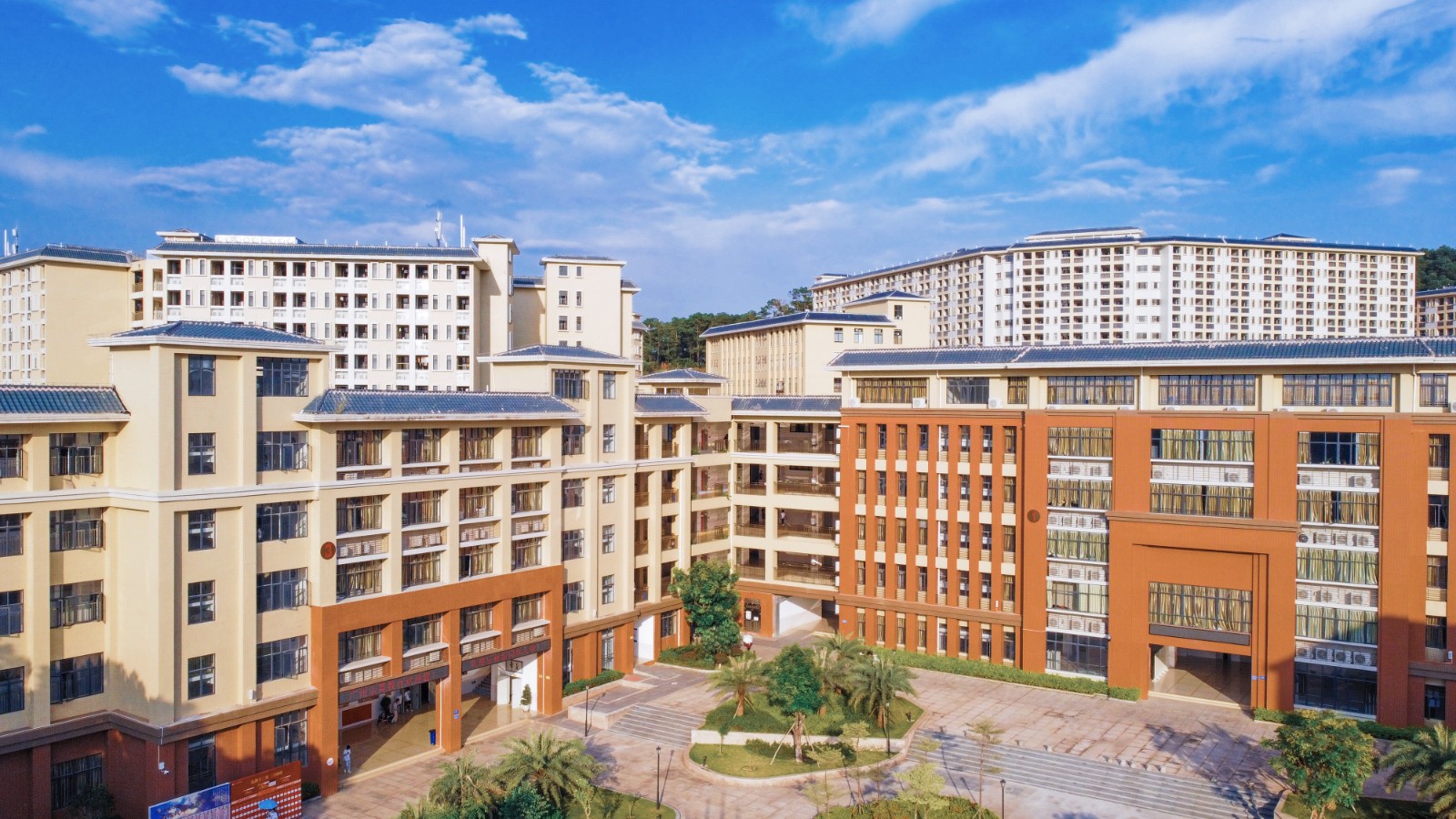 学校教学楼.jpg