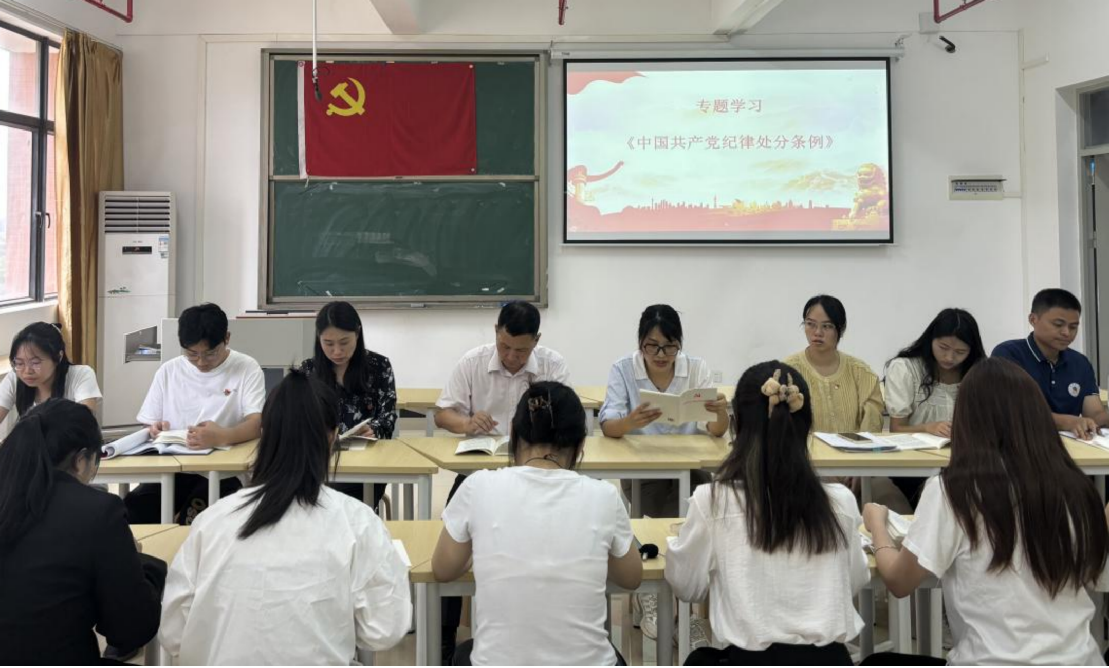 传媒.png